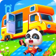 Perjalanan Kamping Panda Kecil