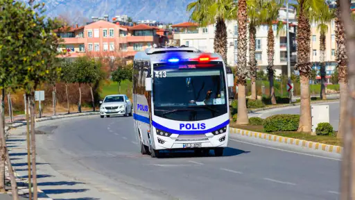 Polis Otobüsü Sürüş Oyunları